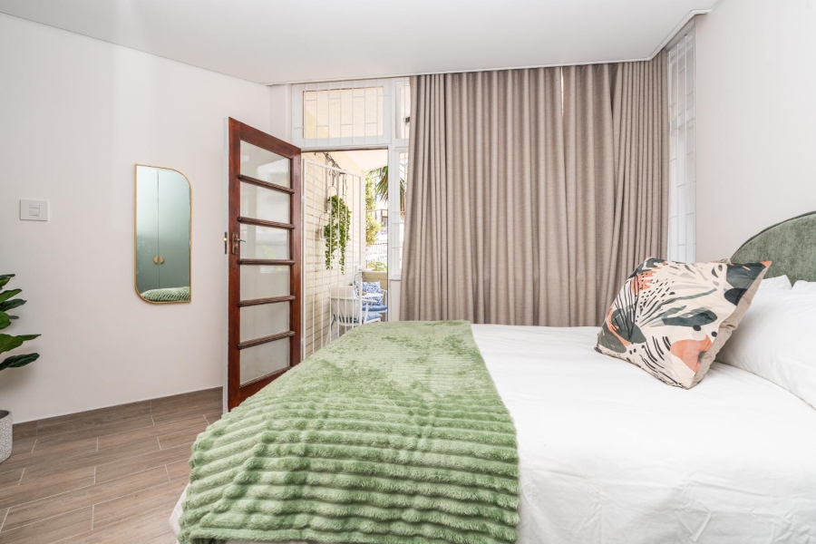 To Let 1 Bedroom Property for Rent in Sea Point Western Cape